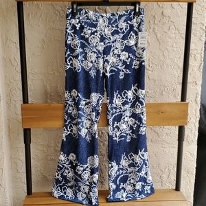 NWOT JohnPaulRichard Slip On Pants